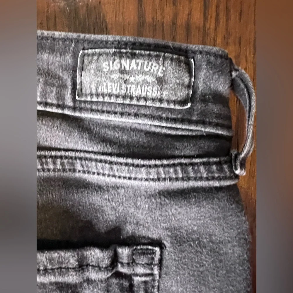 Signature Levi Strauss Black Vintage Wash Skinny Jeans Sz 12 31x32